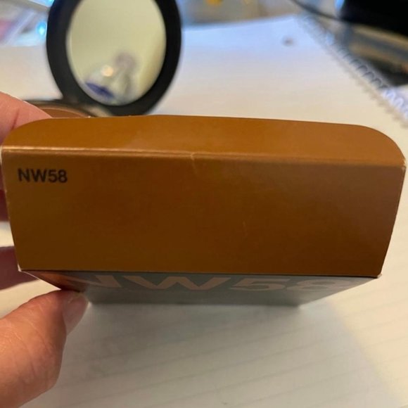 (( NW58 ))  Mac Cosmetics Studio Fix Powder to Foundation Its very dark - Picture 6 of 8